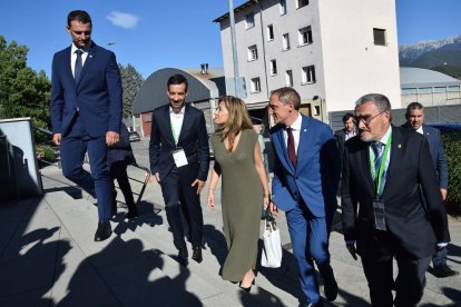 Jordi Gallardo, Josep Serveto, José Crespín y Àngel Ros recibieron a la ministra Raquel Sánchez.