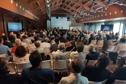 Un moment de l’assemblea que la FCAC va celebrar ahir a Sant Fruitós de Bages.