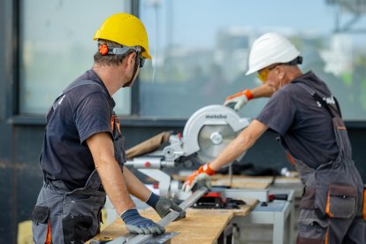 El mercado de trabajo debe afrontar el relevo generacional en las empresas.