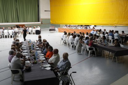 Térmens homenajea a los vecinos que cumplen 80 años en el Dia de la Gent Gran