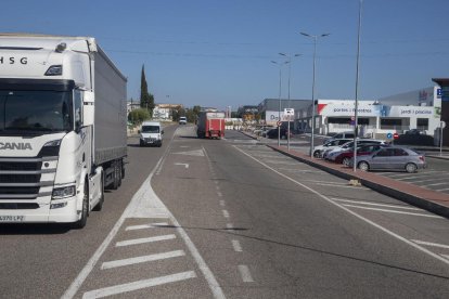 El consistorio destinará medio millón a arreglar la avenida de Cervera, uno de los accesos a la ciudad. 