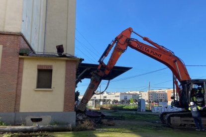 L'inici dels treballs d'enderroc de les sitges de Pardinyes.