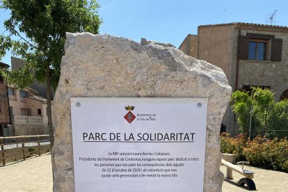 L’alcaldessa, Anna Feliu, al Parc de la Solidaritat de l’Albi.