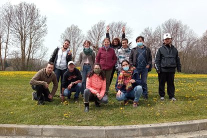 Un grup de persones que participen en aquesta iniciativa.