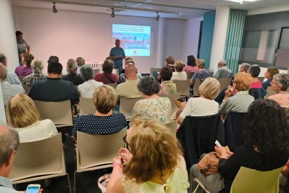 Los asistentes al último acto contra Nova Tracjusa.