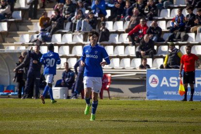 Mario Rivas, en su partido de debut en el Camp d’Esports.