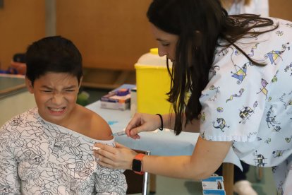 En la escuela Santa Maria de Gardeny se vacunaron 16 alumnos. 