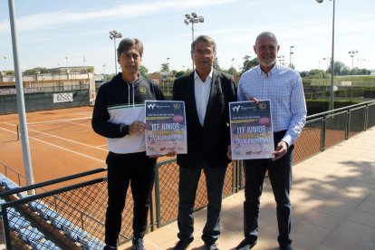 De izquierda a derecha, Ramon Melé, José Luis Solans y Joaquim Puyuelo, ayer durante la presentación.