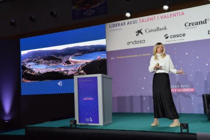 Margarita Álvarez va centrar bona part de la seua conferència en la felicitat.