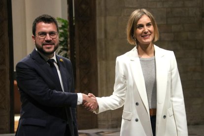 El president de la Generalitat, Pere Aragonès, ayer junto a la líder de los ‘comuns’, Jéssica Albiach.