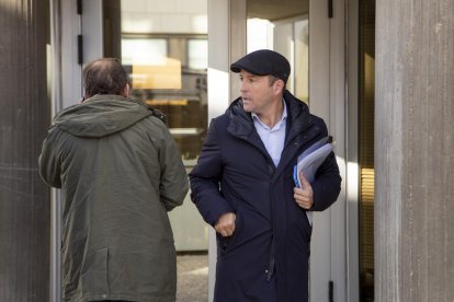 Albert Esteve, ayer a la salida de los juzgados de Lleida, donde estaba citado para declarar.