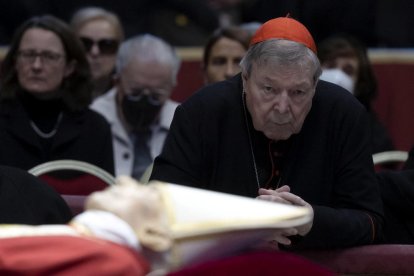 Muere el controvertido cardenal australiano George Pell, a los 81 años