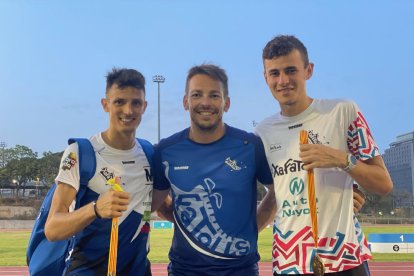 Xavier Badia, Fran Carrillo i Roger Estradé, ahir a l’Hospitalet.