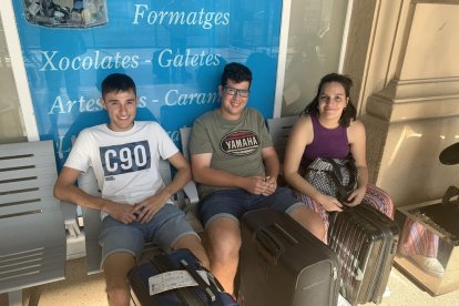 Laia, Joel i Sergi, viatgers habituals Lleida-Tarragona.