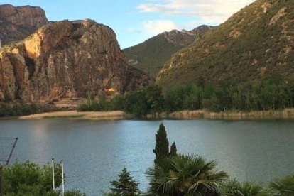 Vista del pantà de Sant Llorenç de Montgai.