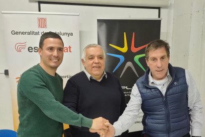 L’acord amb Eduard Serrano (COPLEFC), Jaume Domingo (UCEC) i Jordi Sarle (UCEC a Lleida), i amb Divina Farreny (Lleida Handbol).