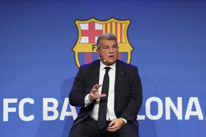 Joan Laporta, durant la roda de premsa que va oferir ahir a l’Auditori 1899 del Camp Nou.