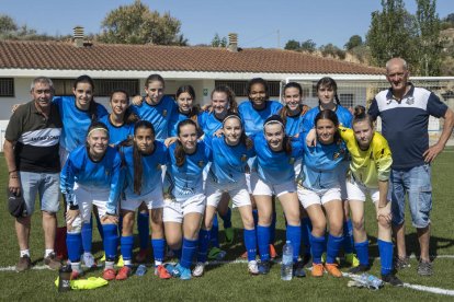 La plantilla de l’equip juvenil del Ponts que ha aconseguit guanyar el seu campionat de Lliga.