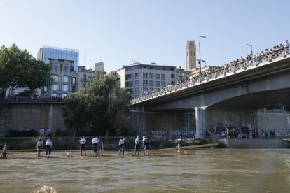 La Banda Municipal de Lleida, ahir a la plaça Sant Joan.