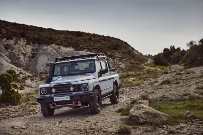 Presentat al juliol, el pick-up doble cabina es converteix en el segon model que produeix Ineos Automotive.