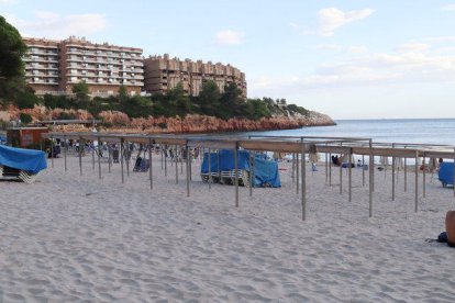 Imagen de archivo de la playa Llarga de Salou. 