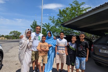 Estudiantes saharauis de Lleida participan en un encuentro en Vilanova i la Geltrú 