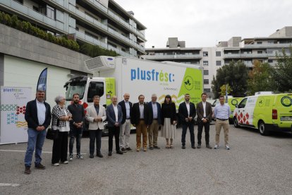 Plusfresc estrena un camió elèctric de repartiment pioner a Catalunya