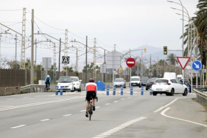 Imatge d'arxiu d'un ciclista.