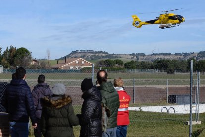 La Guardia Civil y el Ejército del Aire buscan un ultraligero ocupado por dos personas y desaparecido desde ayer por la tarde en Valladolid.