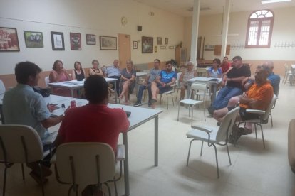 Una reunió veïnal dimarts sobre equipaments municipals.