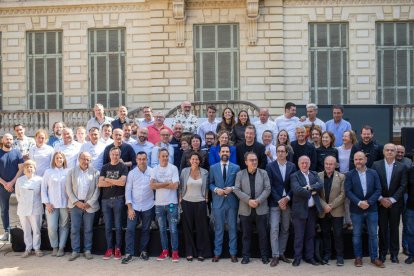 El acto en Barcelona contó ayer con reconocidos chefs y representantes del sector agrícola y ganadero. 