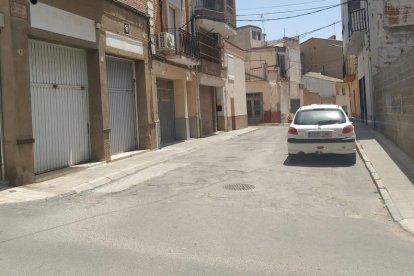 Un dels carrers d’Almacelles en els quals s’actuarà.