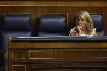 La ministra de Treball, Yolanda Díaz, ahir al Congrés.