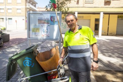 Enric Alòs, trabajador de Ilnet, ayer en el Secà de Sant Pere. 