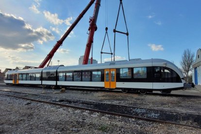 La llegada del tercer tren de la línea de La Pobla al Pla de la Vilanoveta el pasado mes de marzo. 