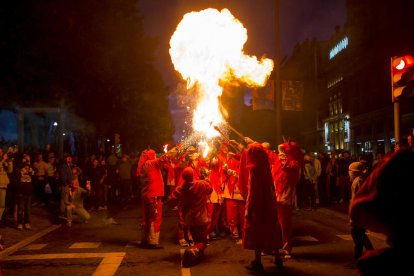 Un moment en què els Diables de Lleida van encendre les torxes.