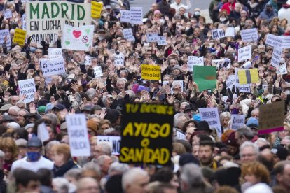 Manifestació de la Marea Blanca en defensa de la sanitat pública, ahir a Madrid