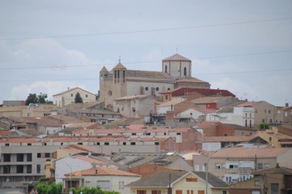 Vista del pueblo de Miralcamp. 