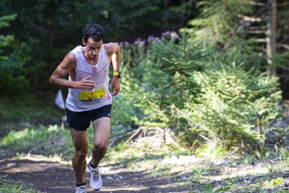 Kilian Jornet guanya la seua quarta UTMB Mont Blanc i trenca el mur de les 20 hores