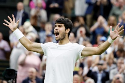 El tenista murcià va celebrar una classificació històrica per a la seua segona final de Grand Slam, la primera a Wimbledon.