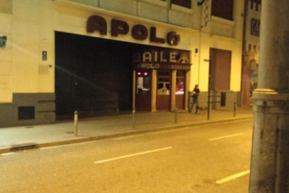 Exterior de la sala Apolo de Barcelona.