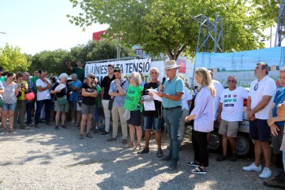 Un centenar de vehicles es mobilitzen en una marxa lenta a Lleida per una transició energètica sostenible