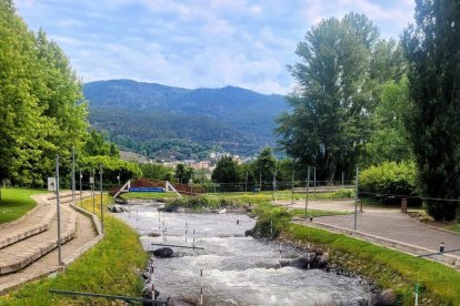 El Parc del Segre de la capital de l'Alt Urgell és un indret ideal per anar a passejar