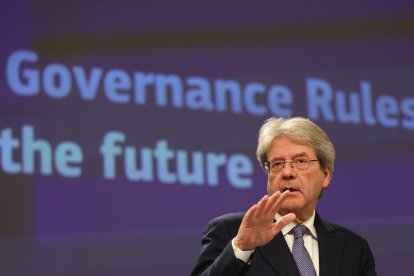 El comisario europeo de Economía, Paolo Gentiloni, durante la presentación de ayer.