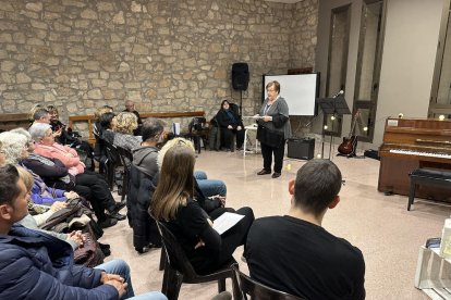 El poeta Enric Gorgues presenta el seu últim llibre, 'Polsims de vida', a Castelldans