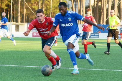 Joni de Oliveira, durante un partido de pretemporada contra el Fraga.