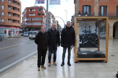 L’exposició es troba al centre de la ciutat.