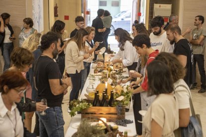 L’Auditori va acollir un viatge gastronòmic amb productes locals. El Centre Obrer va fer el pregó de festes i es va homenatjar el Centre Excursionista i els Escoltes, a la imatge.