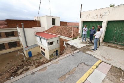 El president Aragonès mostra el seu suport als veïns afectats per les riuades de Tarragona i fa una crida a la prudència