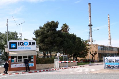 La entrada a las instalaciones de IQOXE